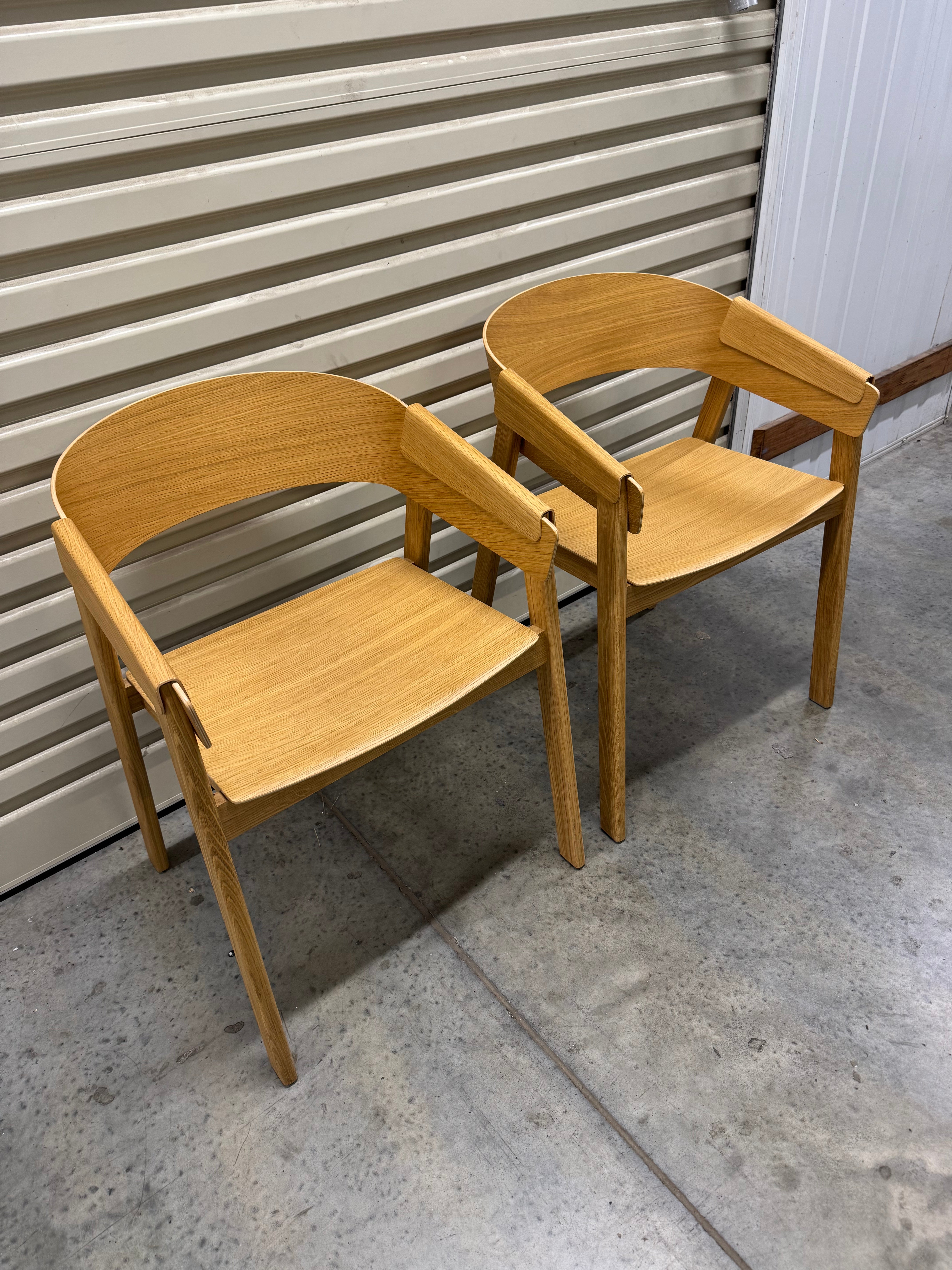 Muuto Cover Armchair Chair – Scandinavian Elegance and Comfort (Set of 2)