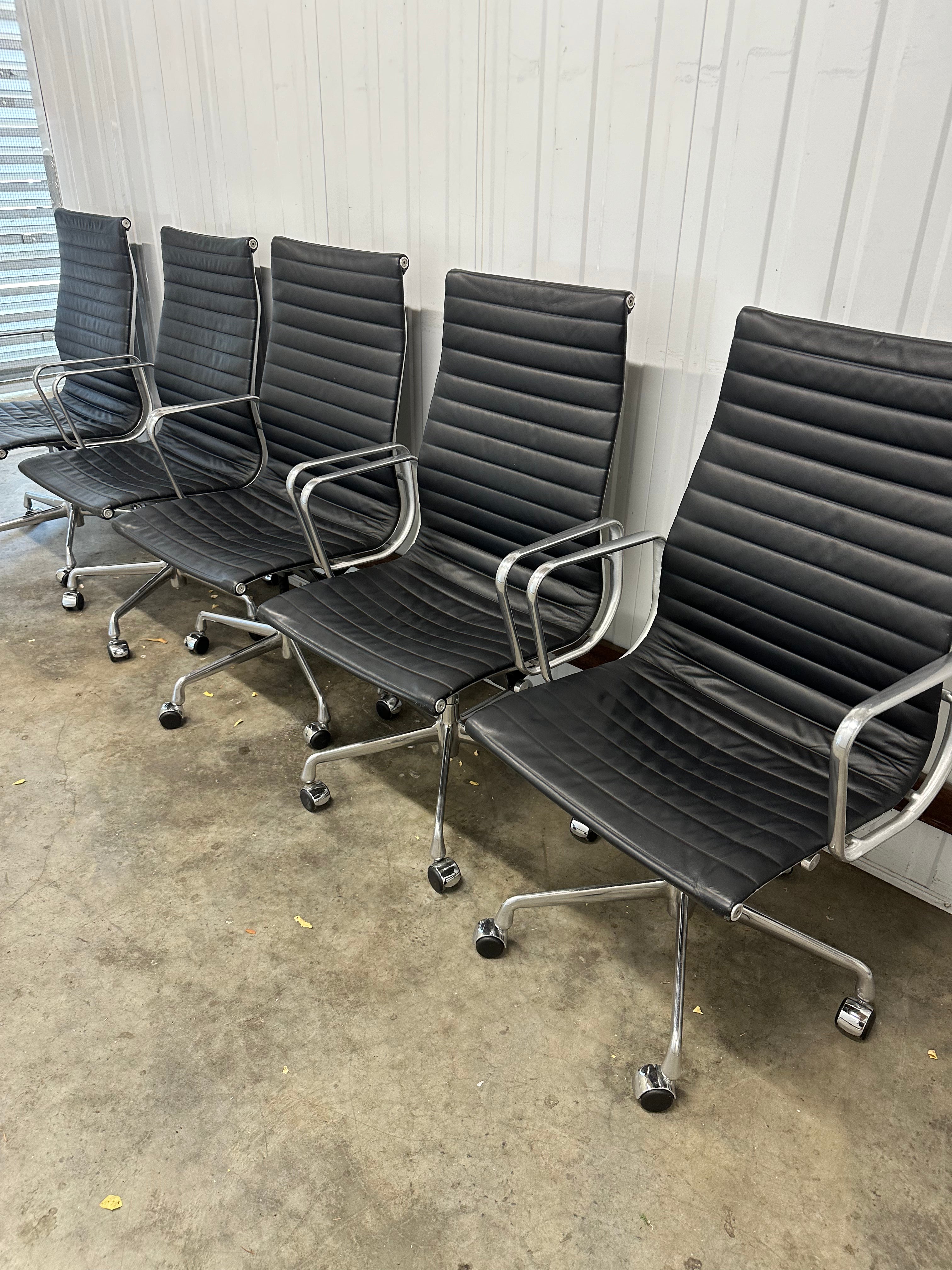 Eames Aluminum Group Executive High back Chair – Designed by Charles & Ray Eames