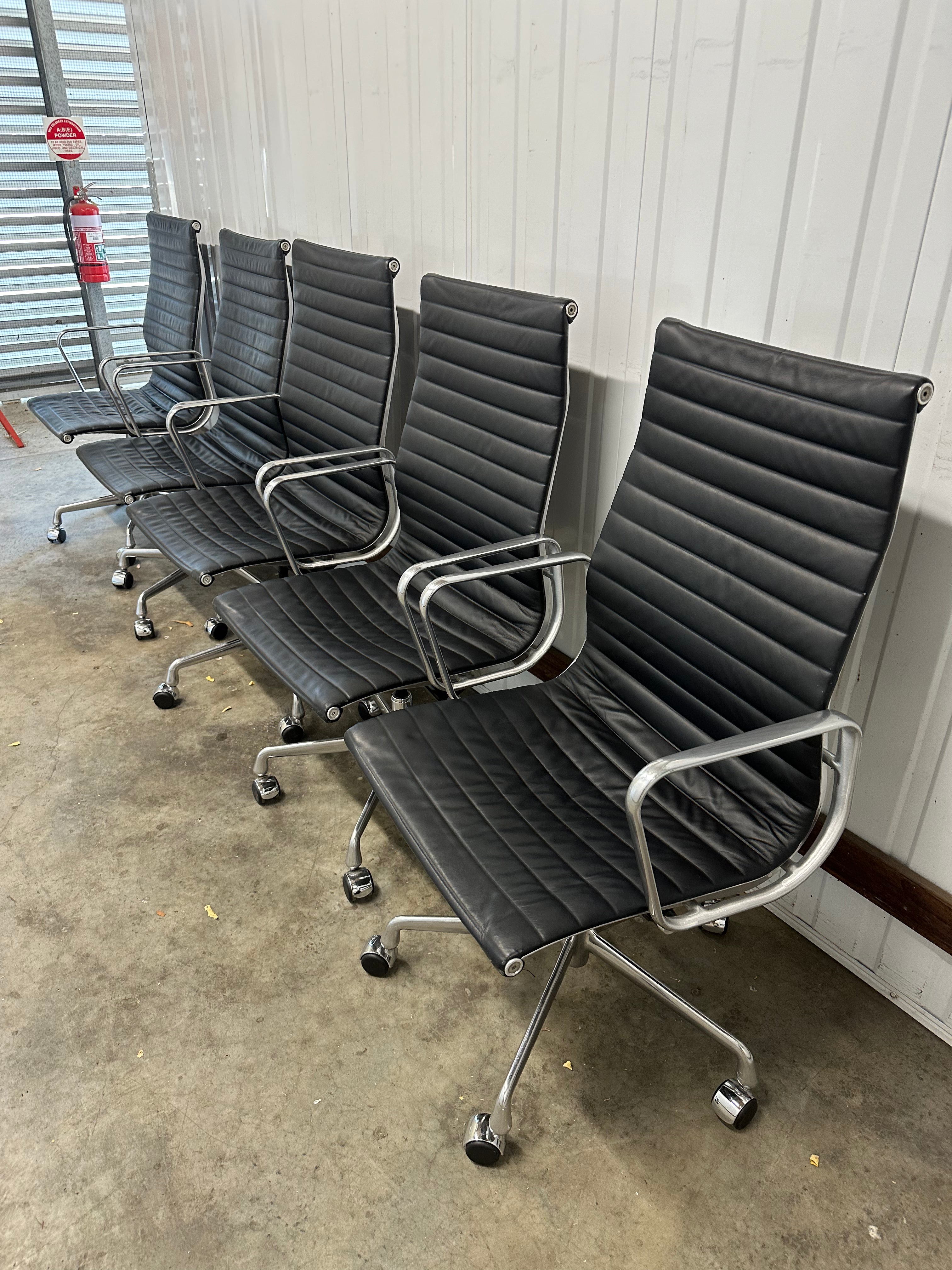 Eames Aluminum Group Executive High back Chair – Designed by Charles & Ray Eames