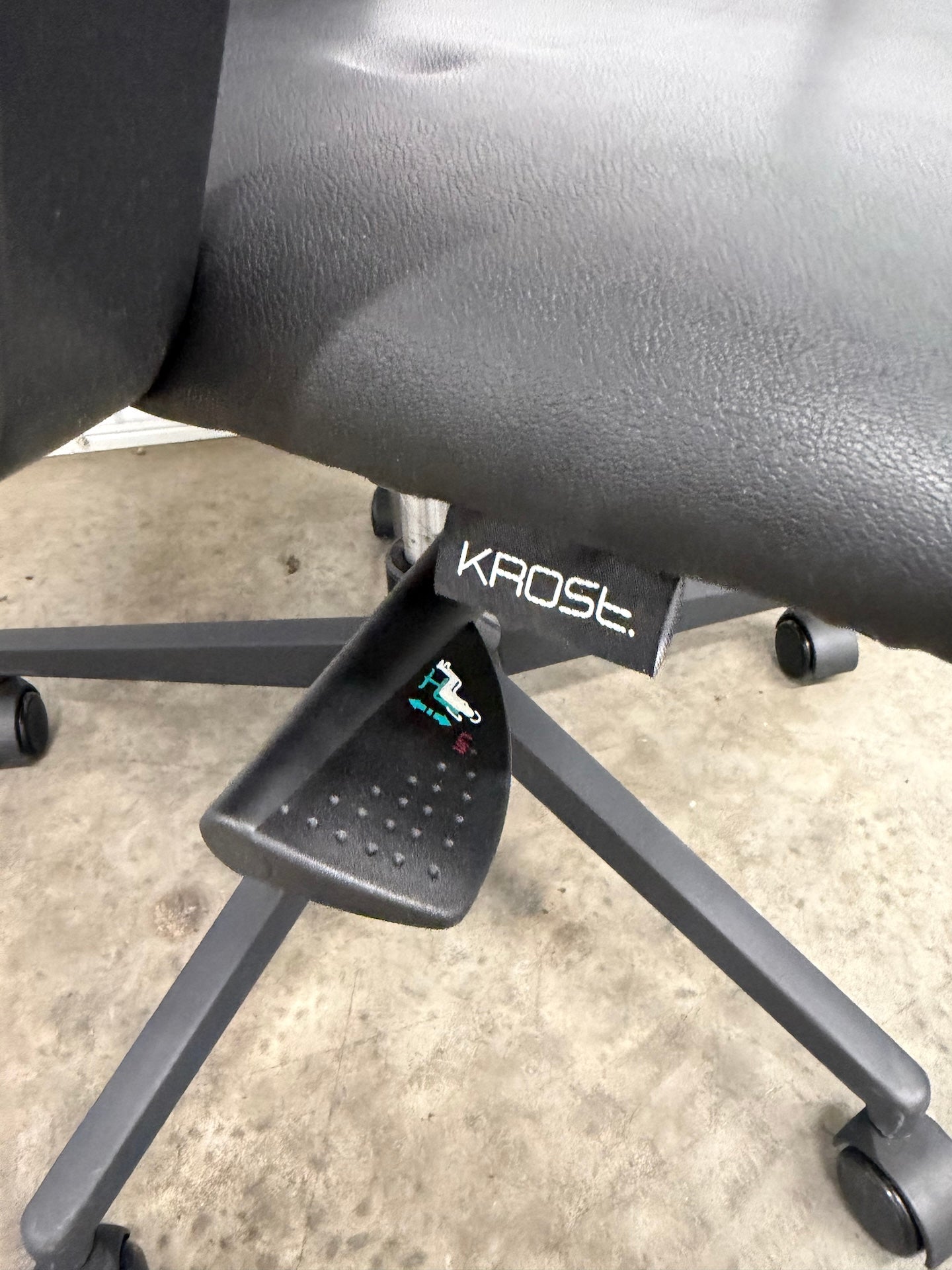 Marc Boardroom Chair – by Krost | Medium Back
