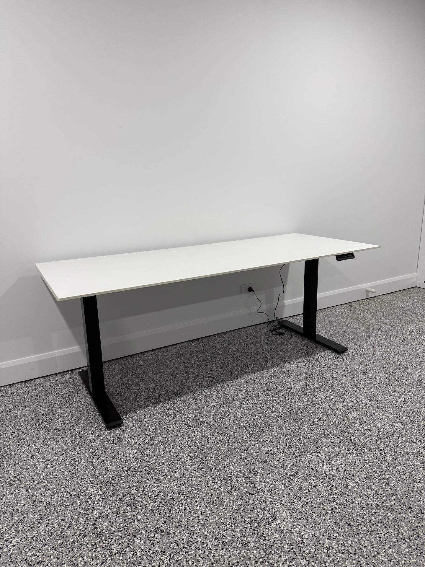 New Commercial-Grade Standing Desk – White Top with Black Legs