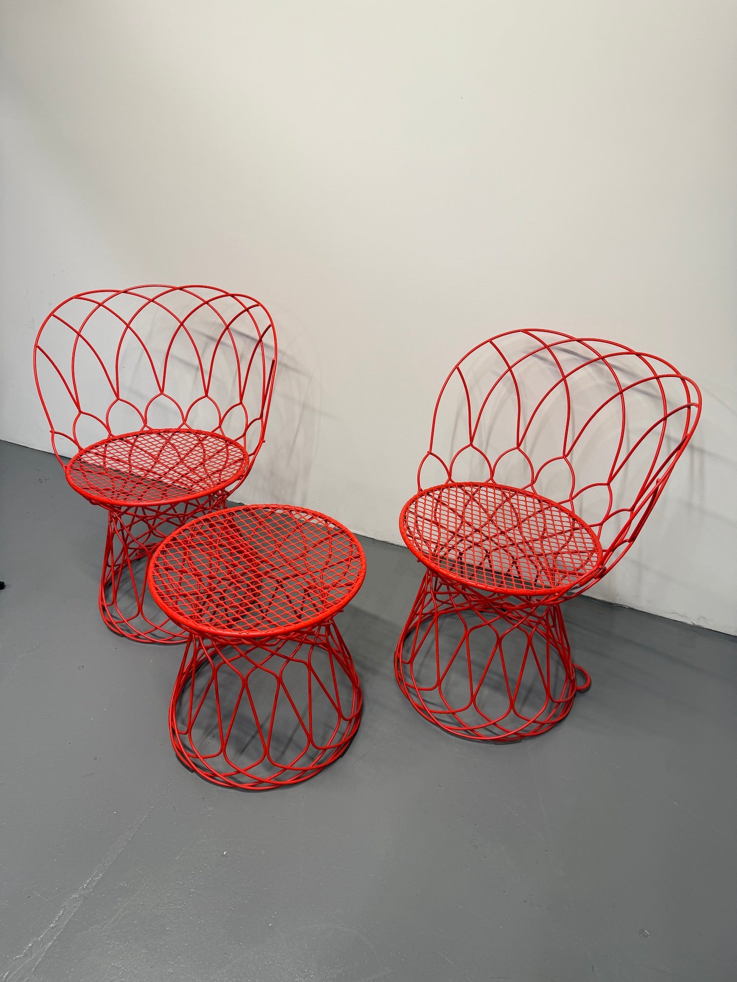 RARE Emu Re-Trouvé Chairs & Table by Patricia Urquiola – Red