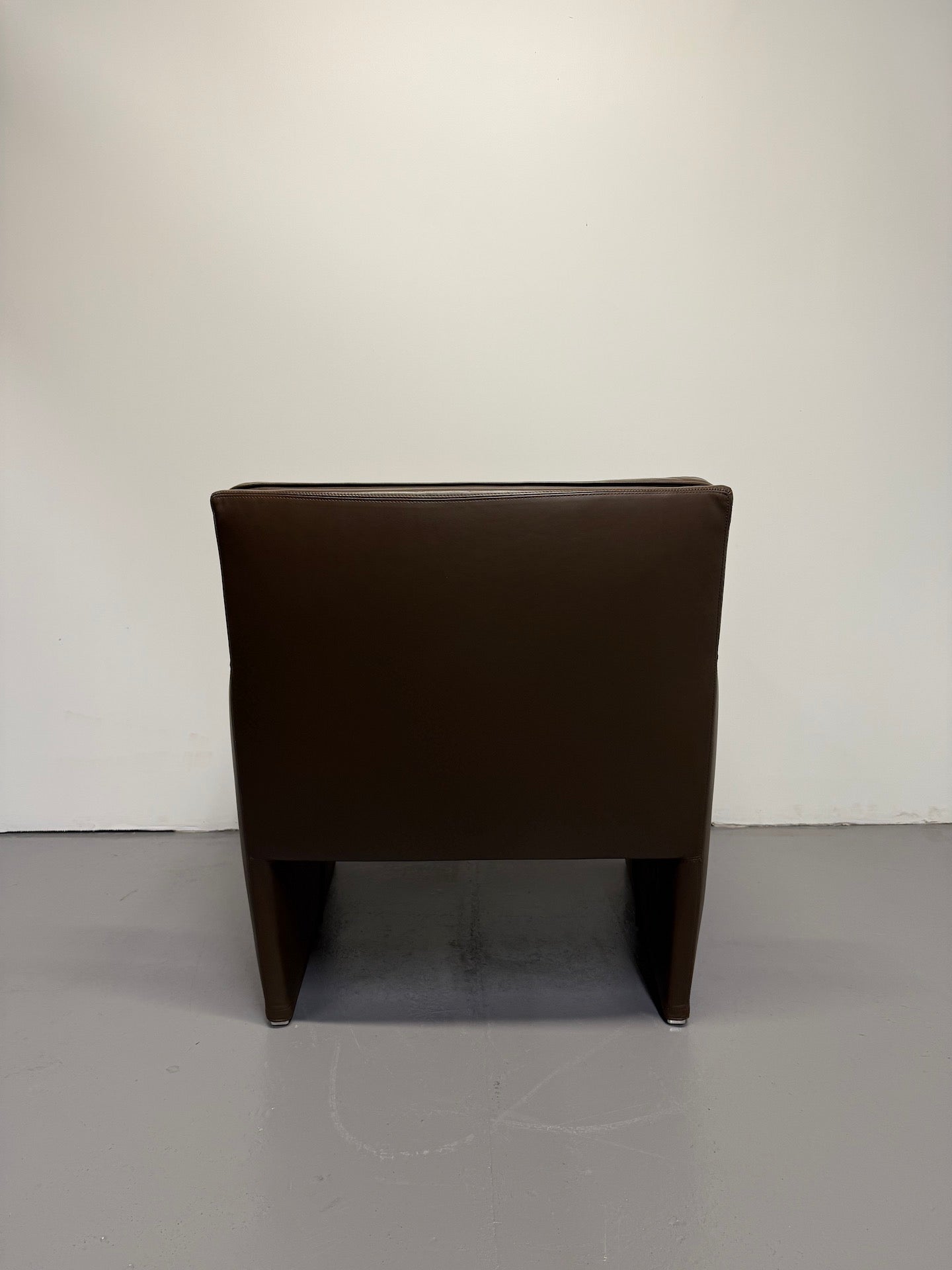 B&B Italia Posa Armchair – Italian Design by Antonio Citterio - Brown Leather