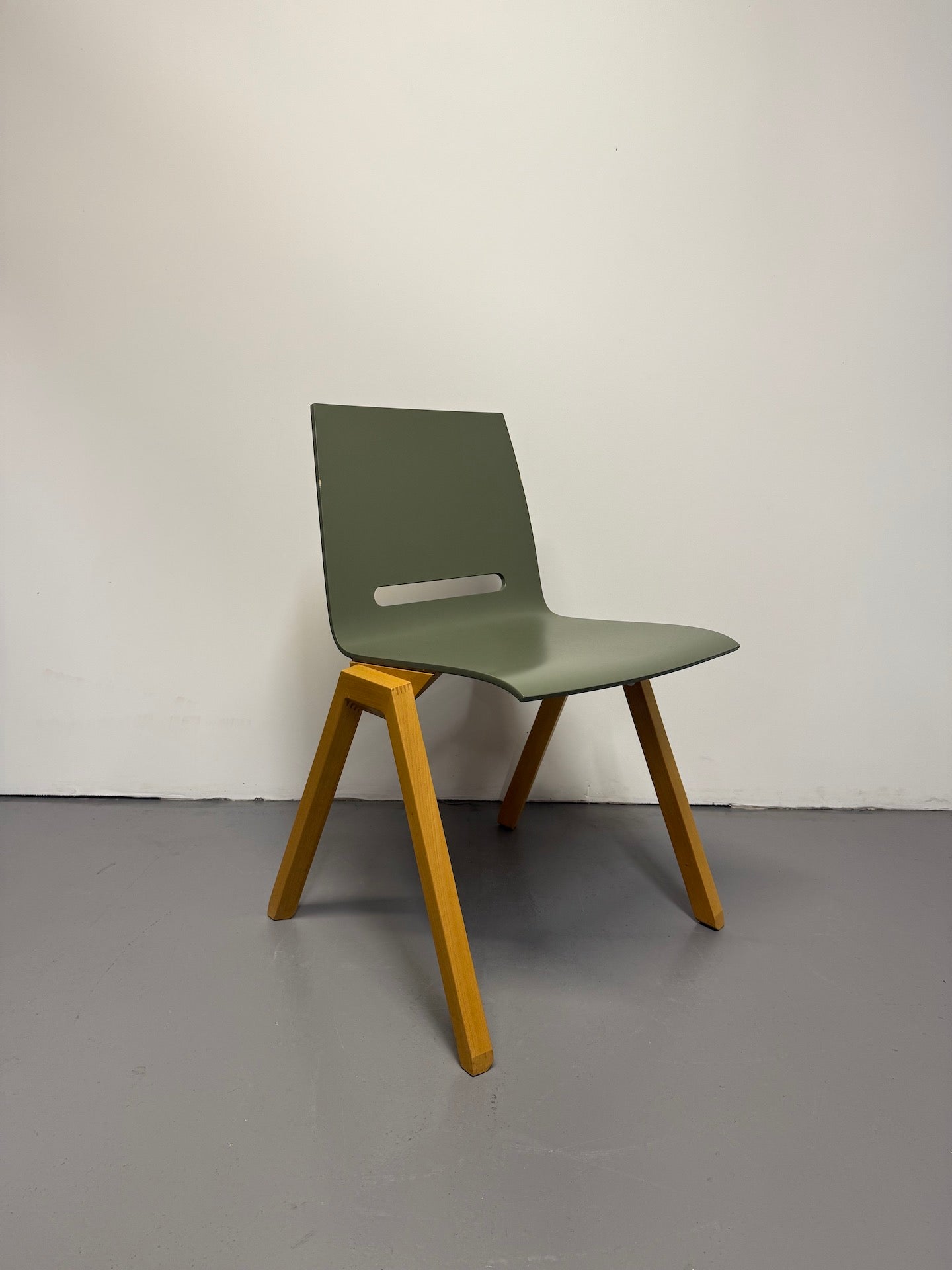 Hussl Forum 2S Chairs – Green Bentwood with Solid Beech Base - Stackable