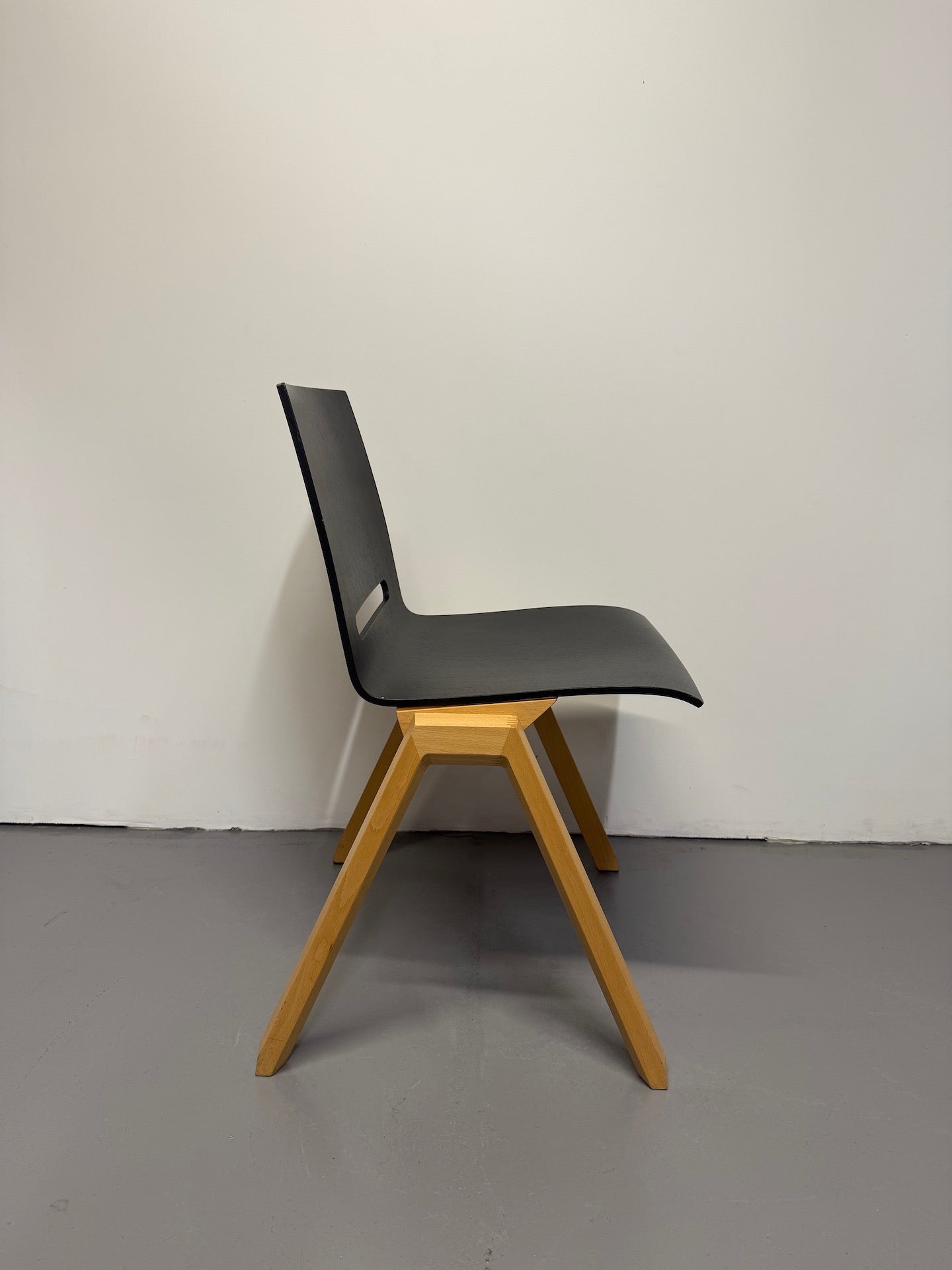 Hussl Forum 2S Chairs – Black Bentwood with Solid Beech Base - Stackable