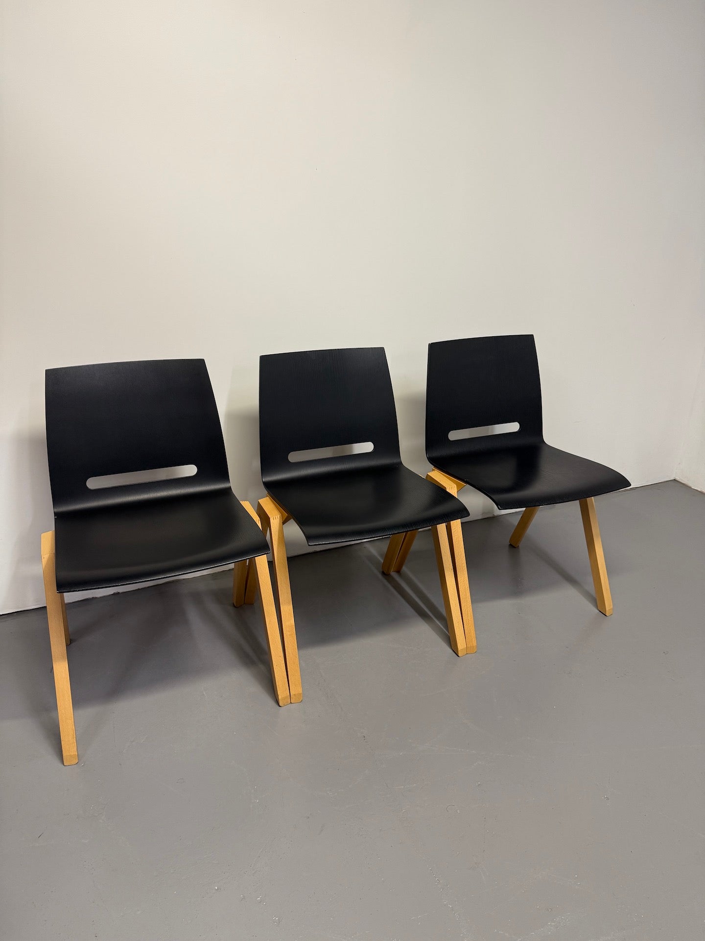 Hussl Forum 2S Chairs – Black Bentwood with Solid Beech Base - Stackable