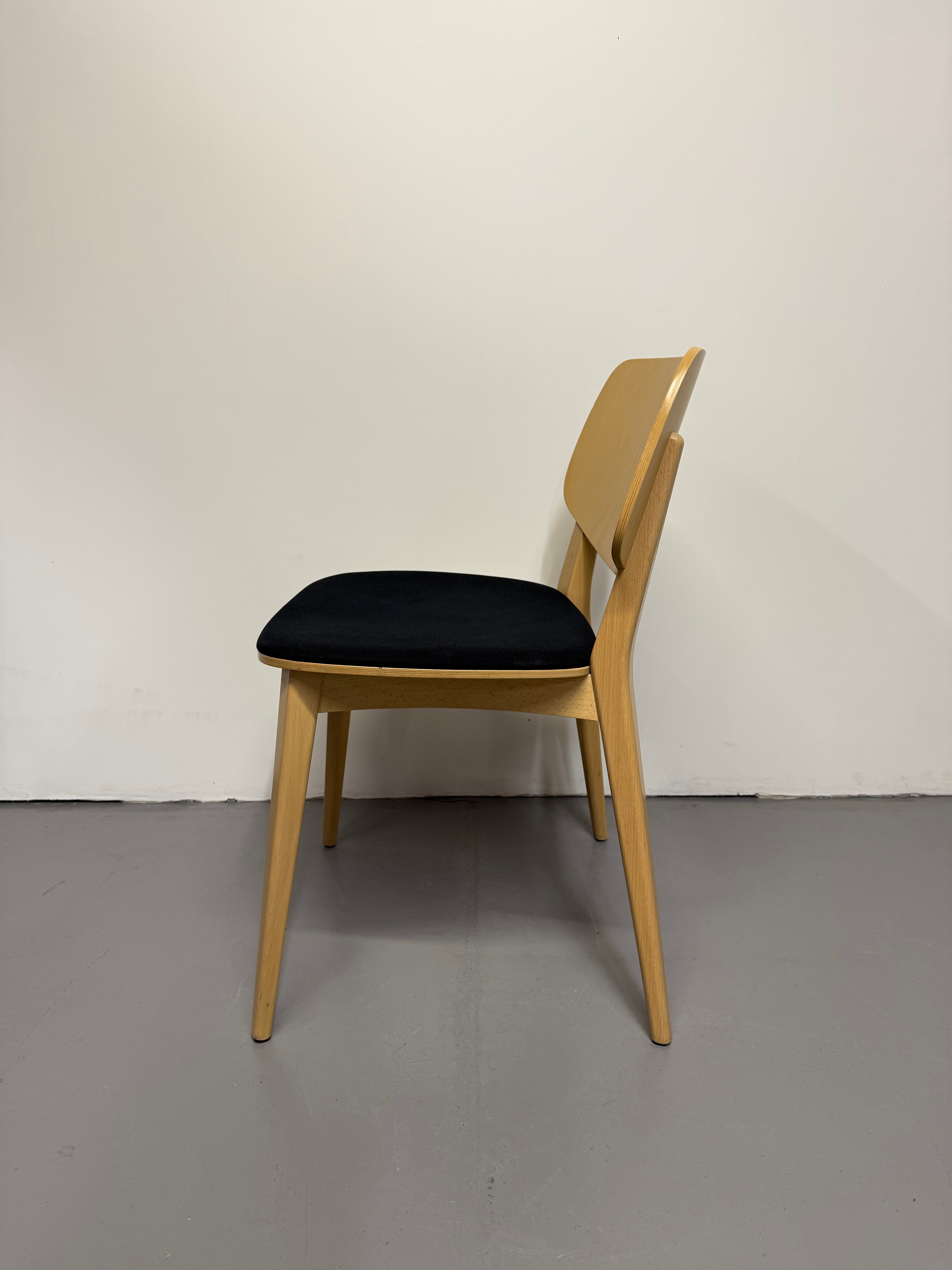 Billiani Doll 551 Dining Chair – Natural Beechwood with Black Fabric Seat