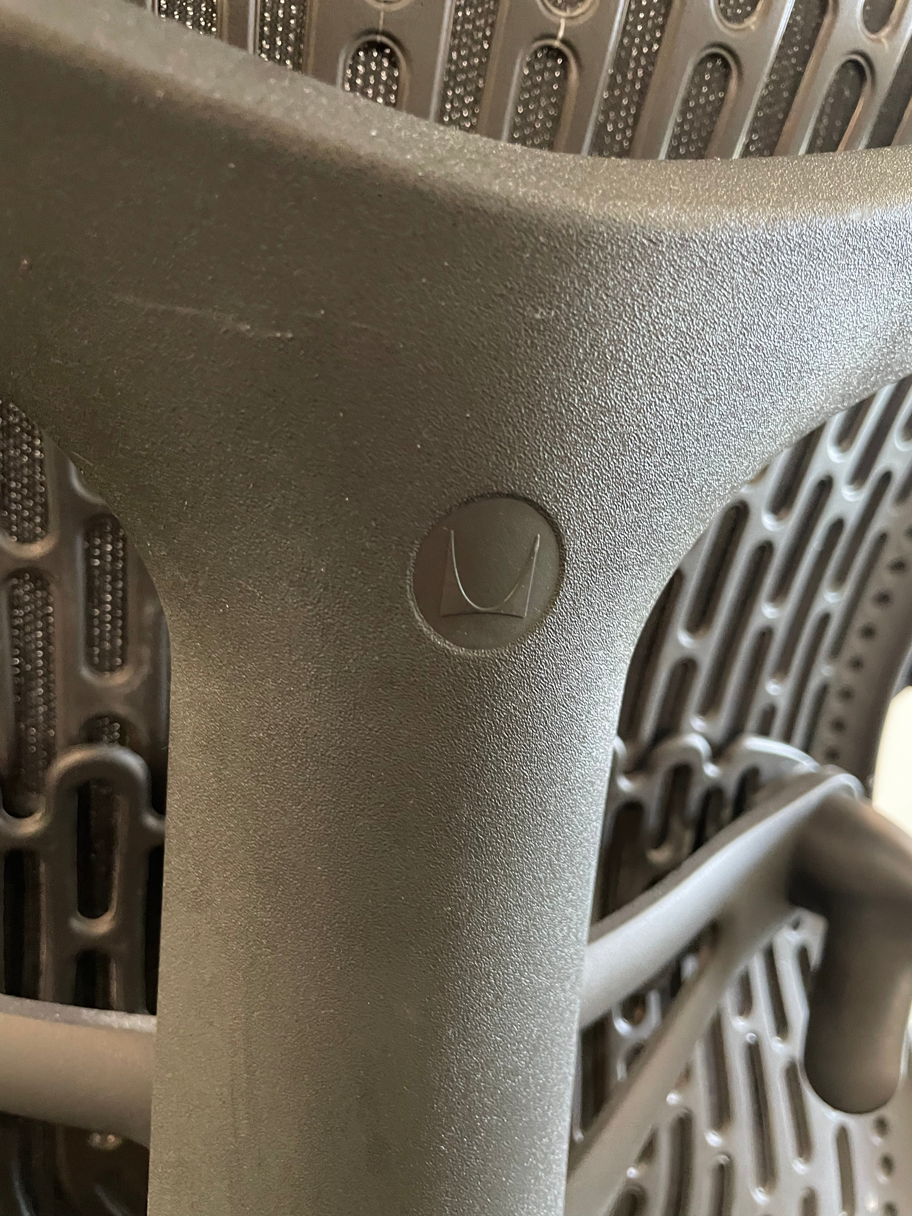 Herman Miller Mirra 2 with Armrest