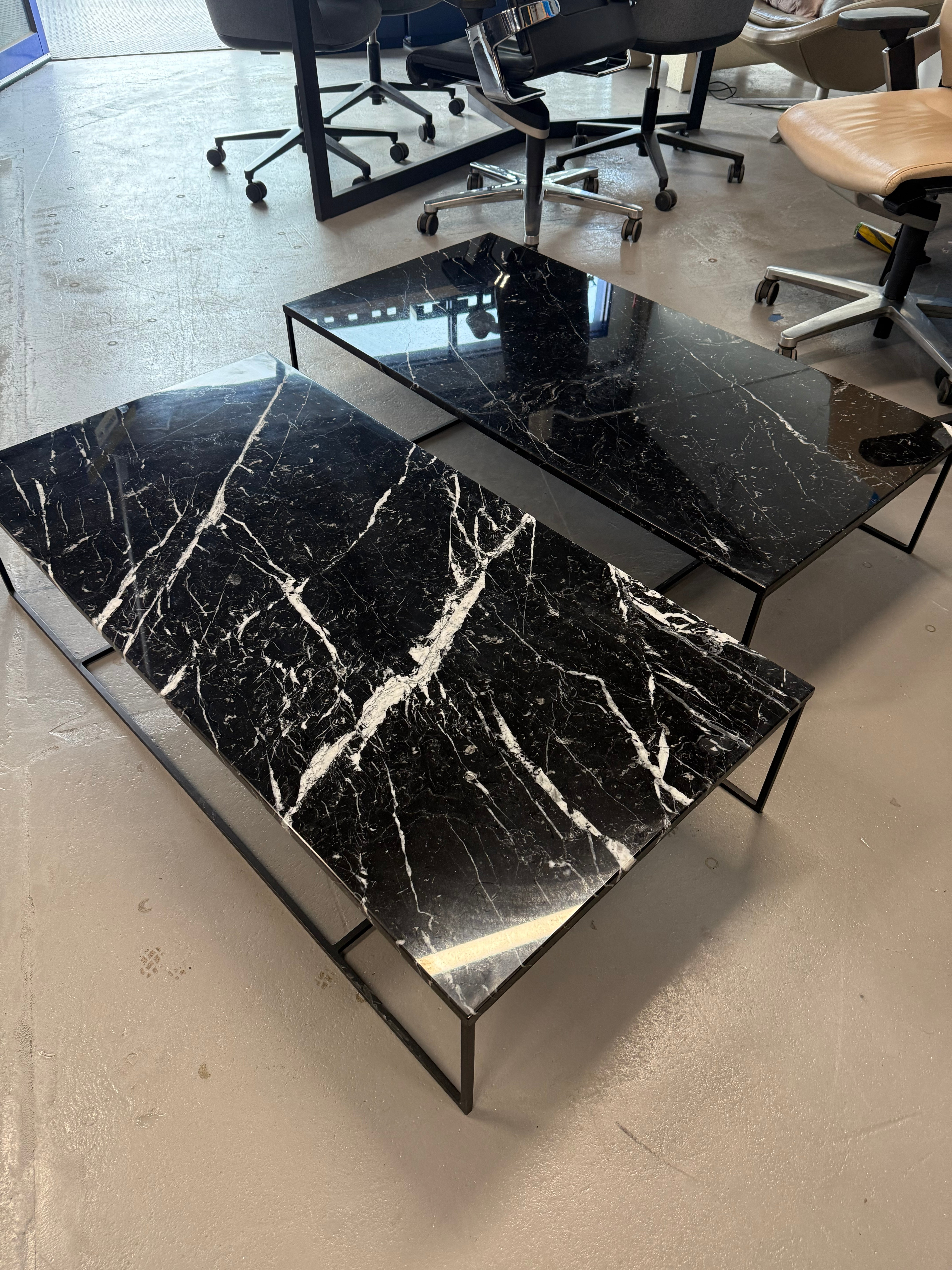Minotti Calder Coffee Table – Marble Top / Metal Base