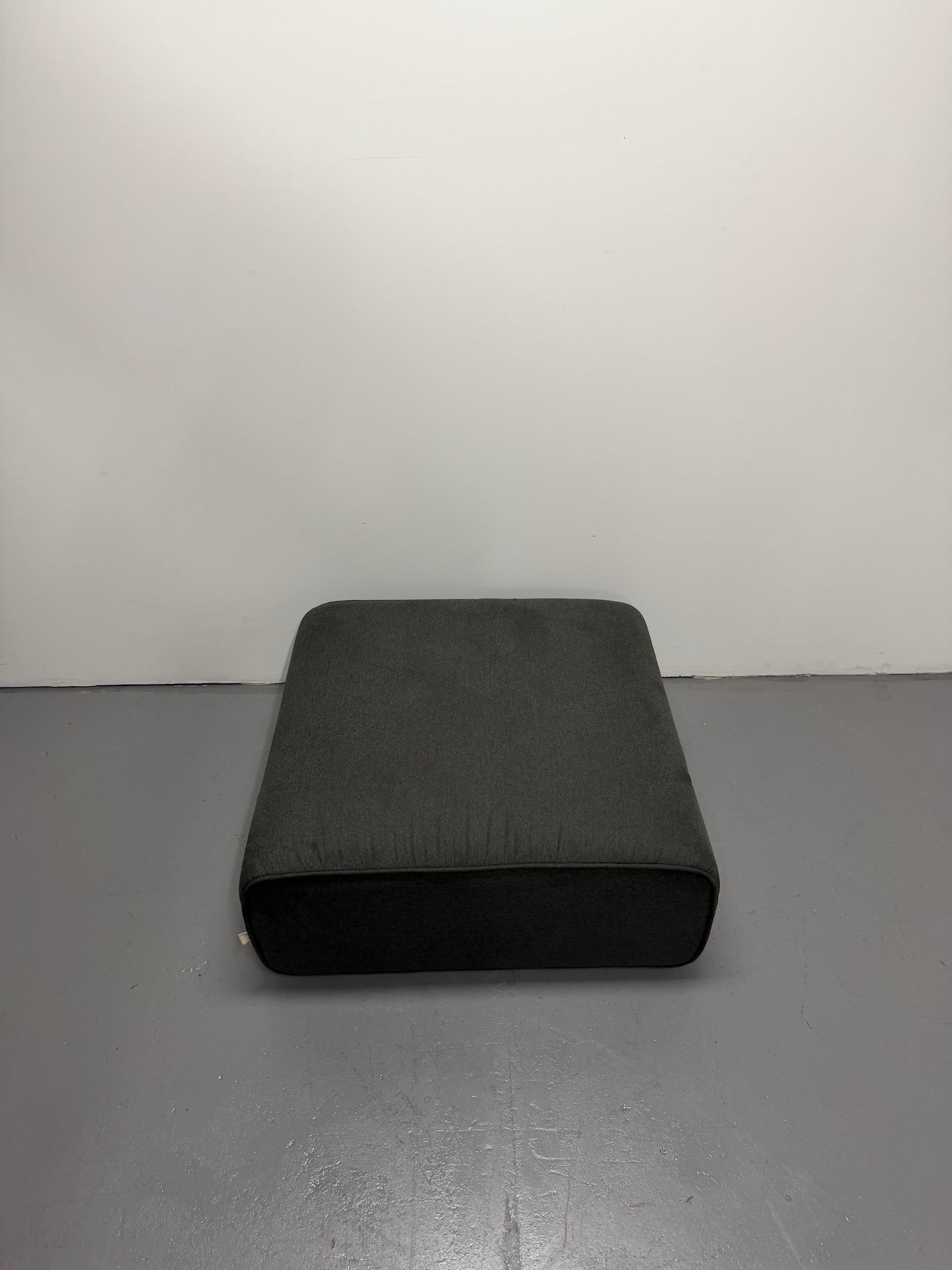 Jardan Ottoman - Grey