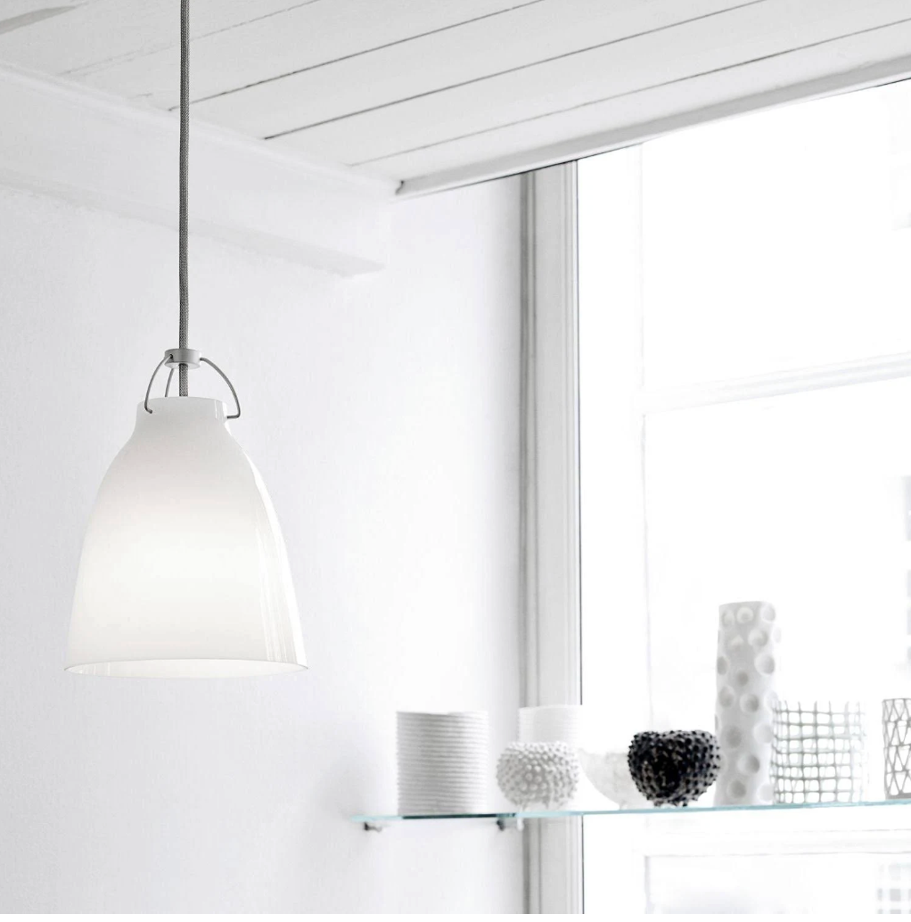 Authentic Fritz Hansen Caravaggio Pendant P3 - White