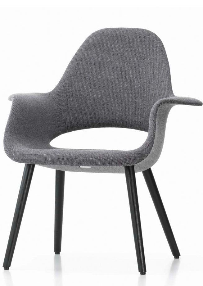 Vitra Organic Chair – Iconic Mid-Century Design by Eames & Saarinen